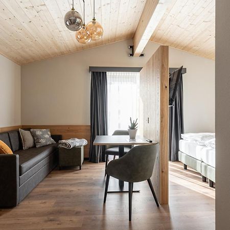 Bed and Breakfast Garni La Violetta Soraga di Fassa Exterior foto